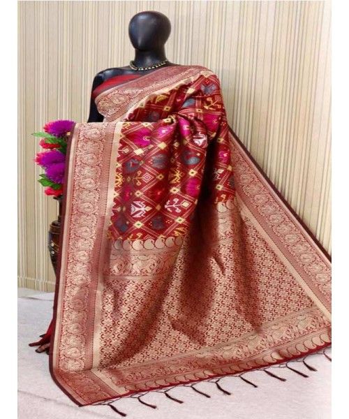 Heavy Work Sarees: Exquisite Craftsmanship and Elegance in Every Drape