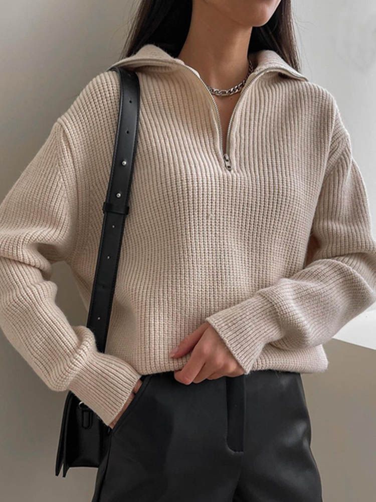 Cozy and Chic: Must-Have Sweaters for Women This Season