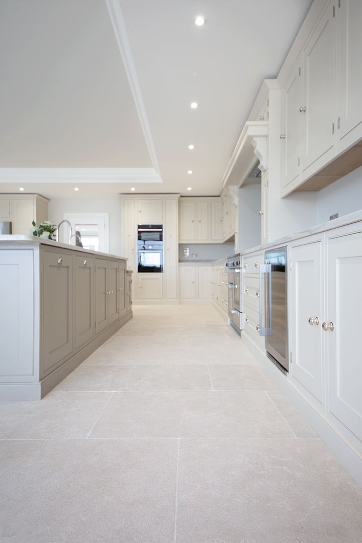 Step into Style: Choosing the Perfect Kitchen Floor Tiles for Your Home