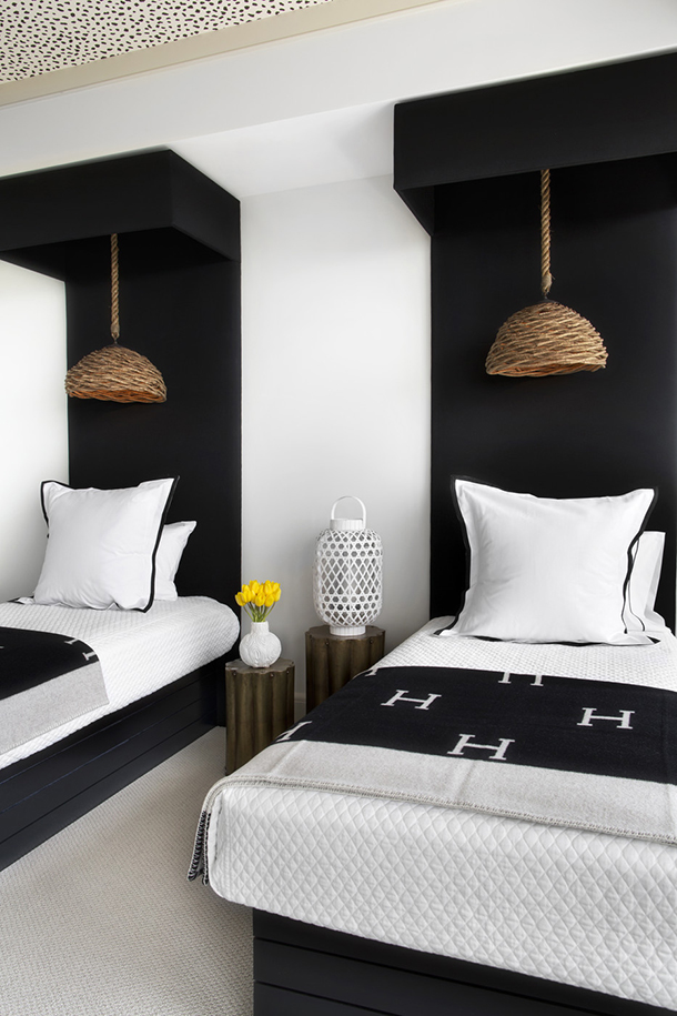 Space-Saving Solutions: Stylish Twin Bed Designs
