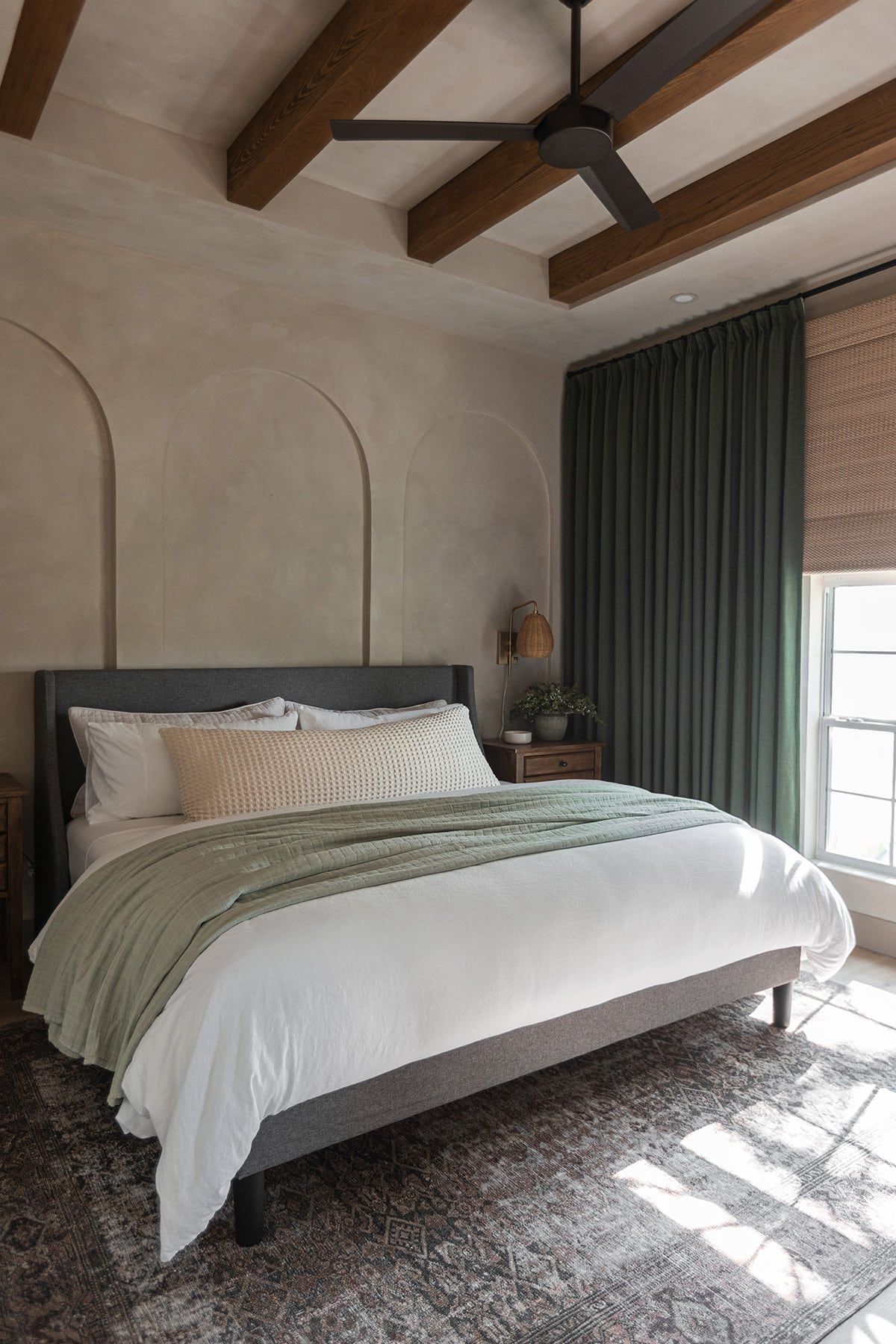 Designer Bedrooms: Creating Luxurious Retreats That Reflect Your Style