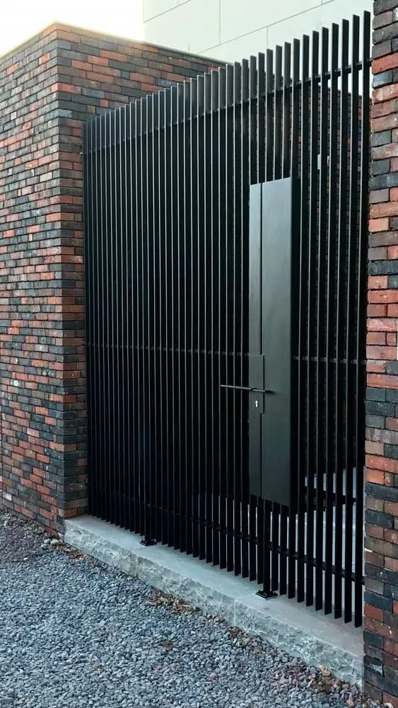 Combining Security and Style: Steel Gate Designs for Your Property