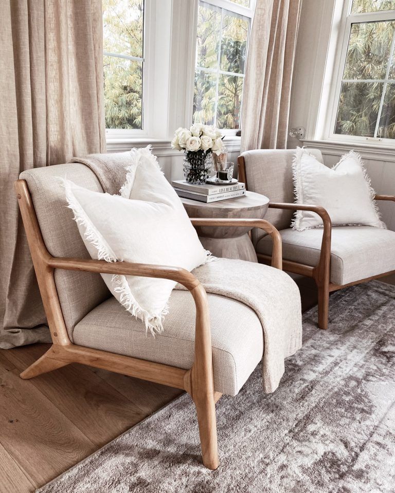 Finding the Perfect Match: Living Room Chairs for Every Décor Style