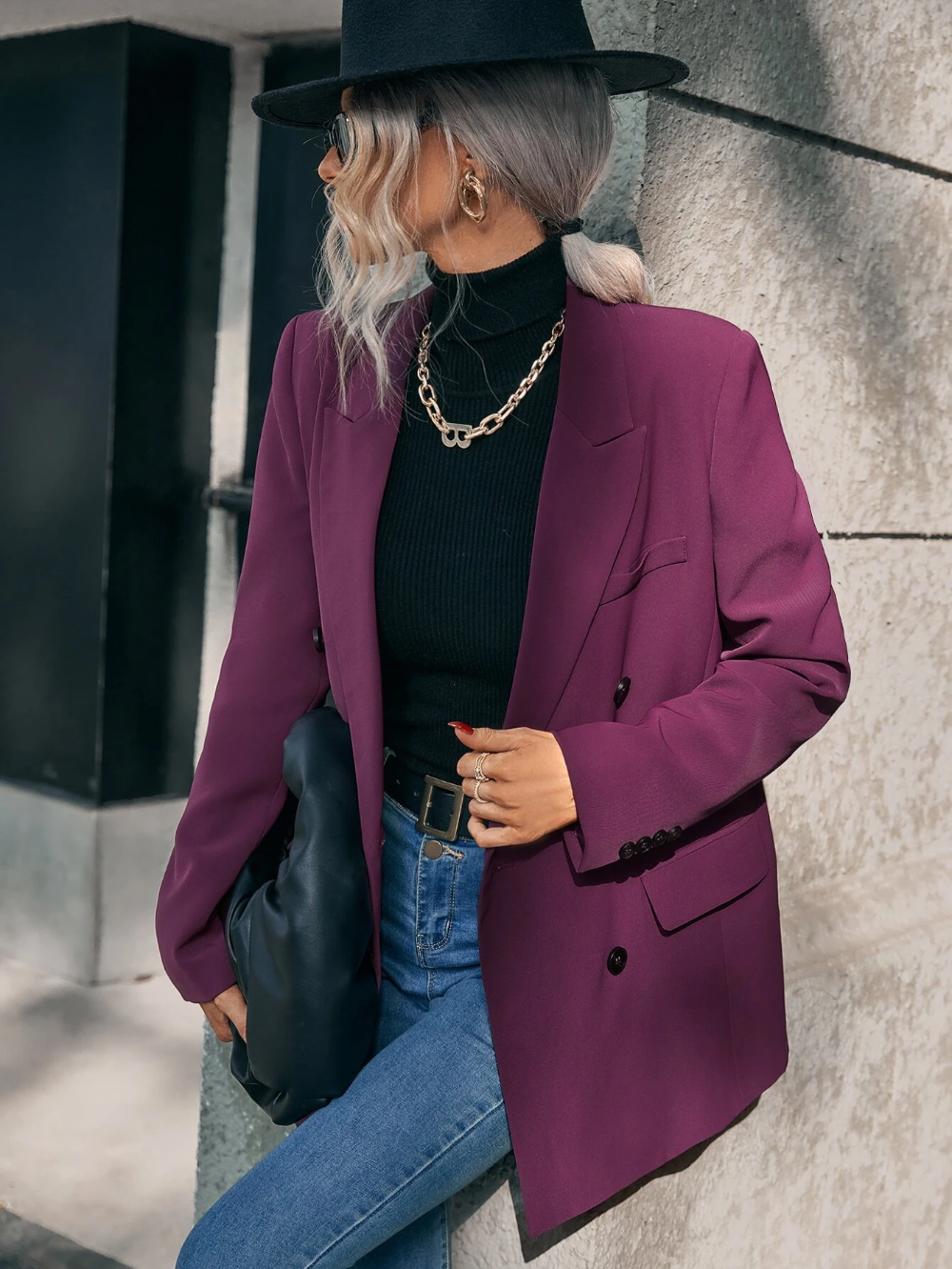 Elegant Sophistication: Stand Out in Maroon Blazers