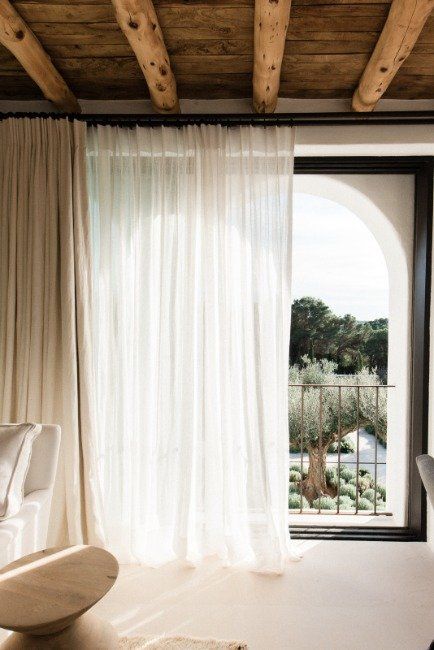 Natural Elegance: Enhance Your Space with Linen Curtains