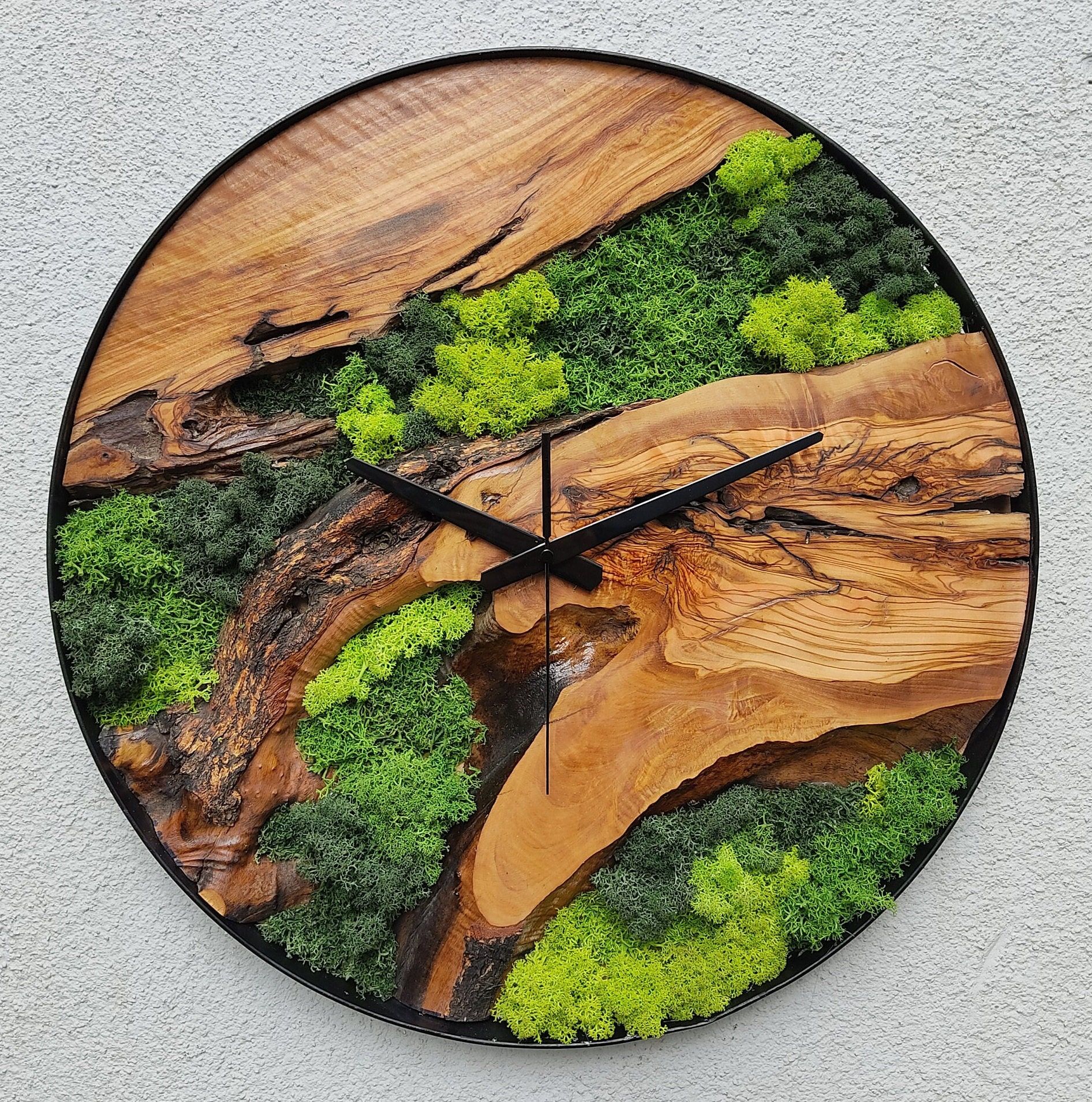 Timeless Decor: Adorn Your Walls with Home Wall Clocks