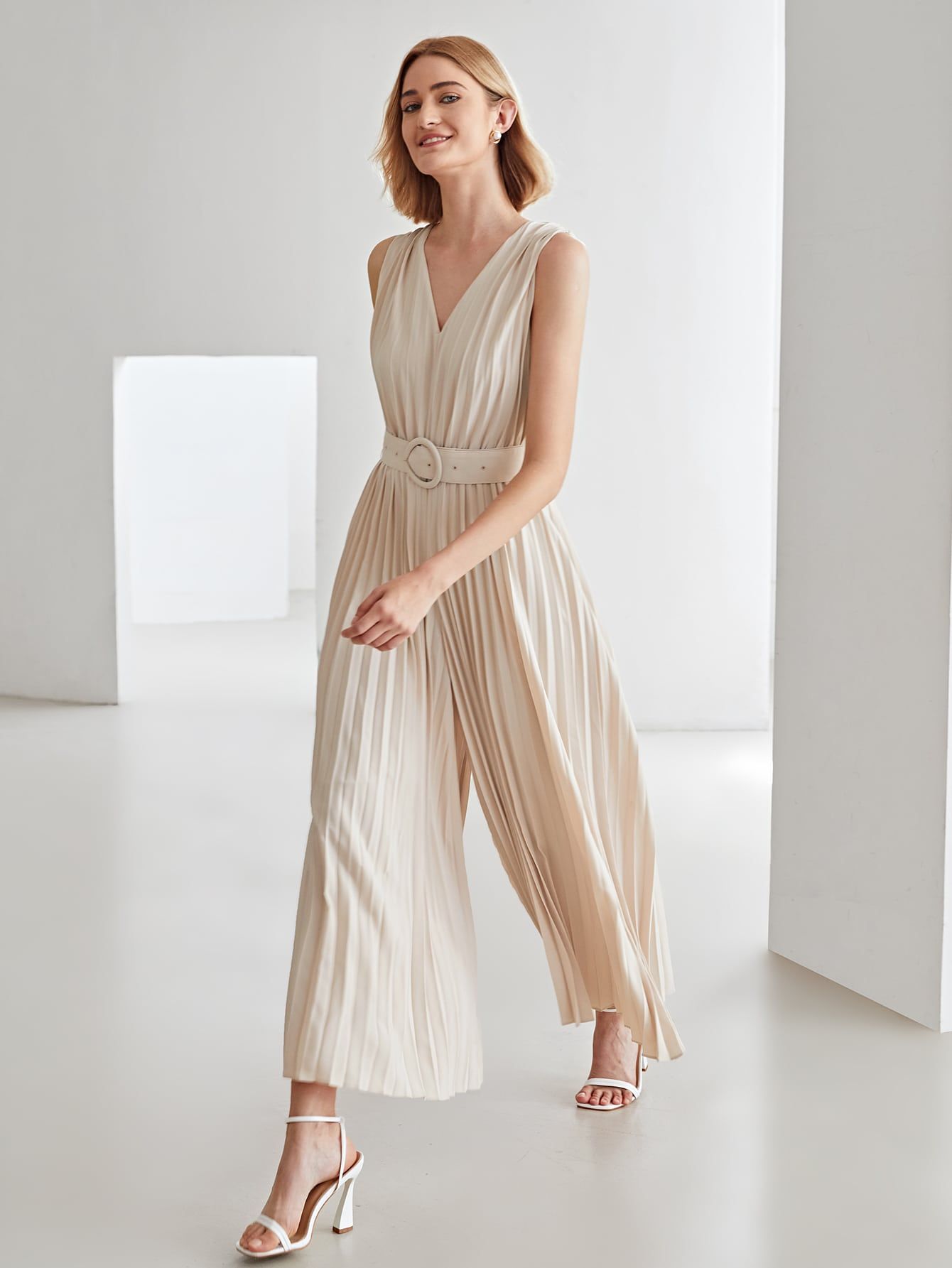 Chic and Comfortable: Stay Stylish in Culotte Jumpsuits