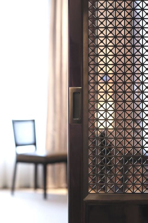 Enhance Your Entryway: Screen Door Designs for Style and Function