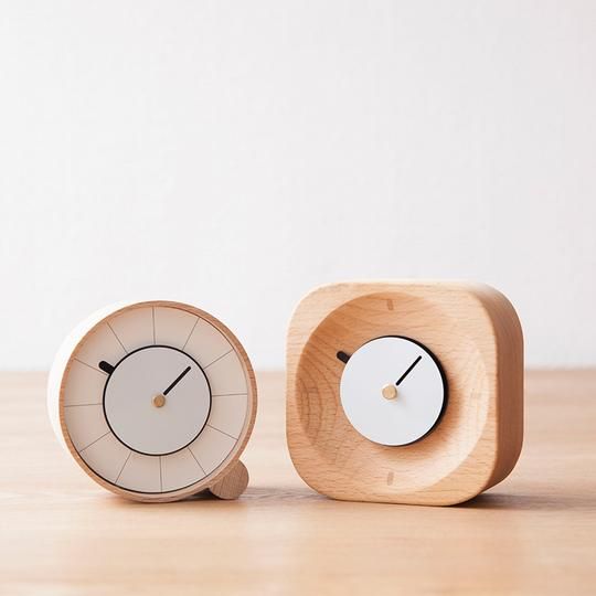 Timeless Sophistication: Table Clocks for Classic Charm