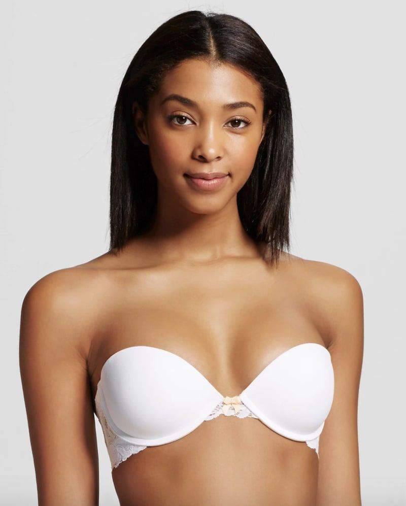 Effortless Support: Styling in a Strapless Bra