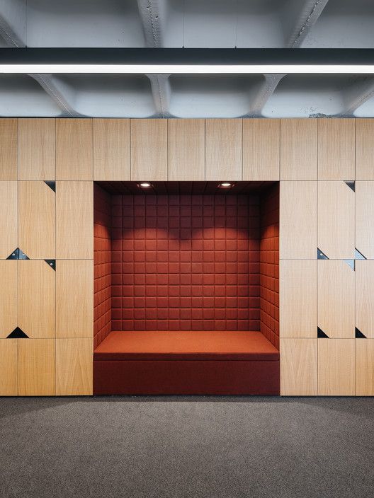 Organized Spaces: Stylish Storage with Office Lockers
