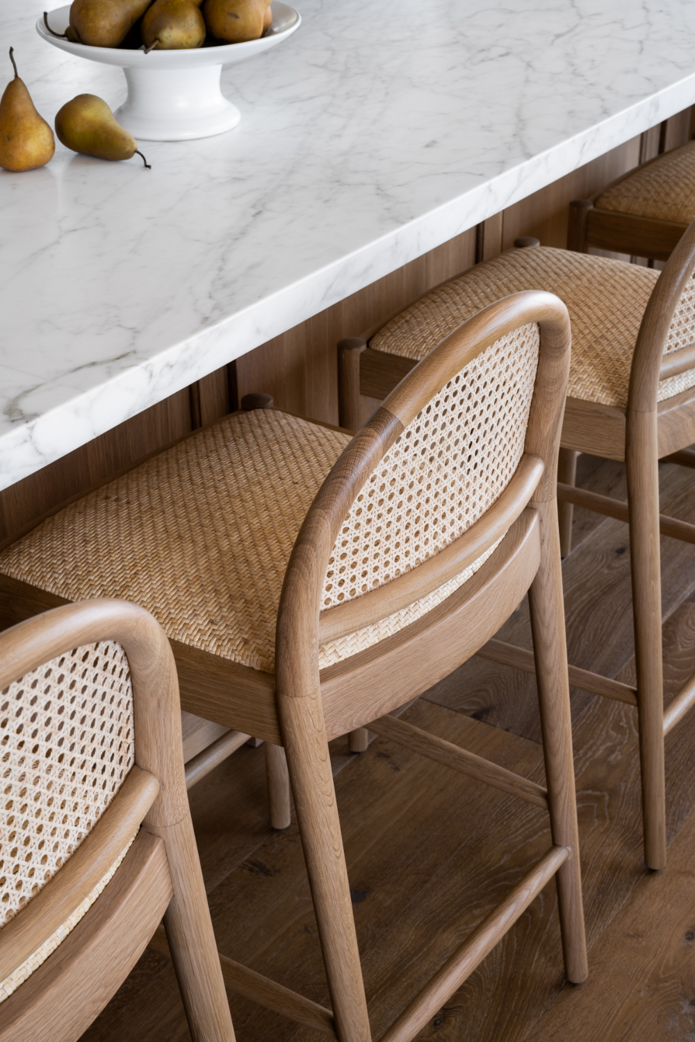 Functional Style: Comfortable Seating with Kitchen Chairs