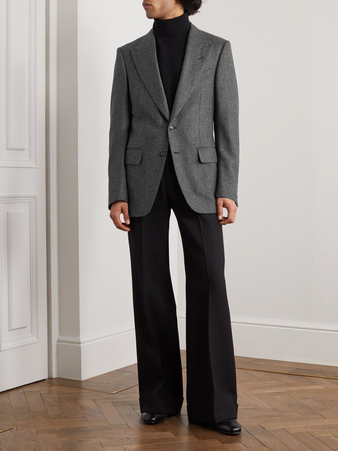 Sophisticated Staples: Elevating Your Look with Blazers for Men