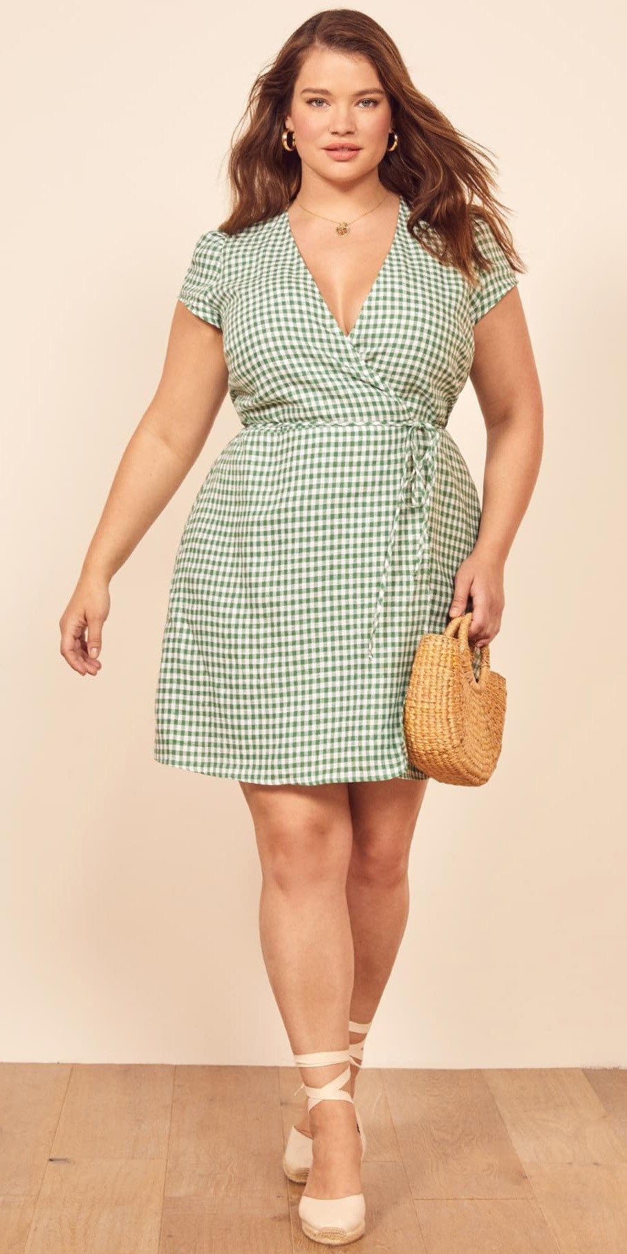 Flattering Plus Size Dresses: Embracing Every Curve with Confidence