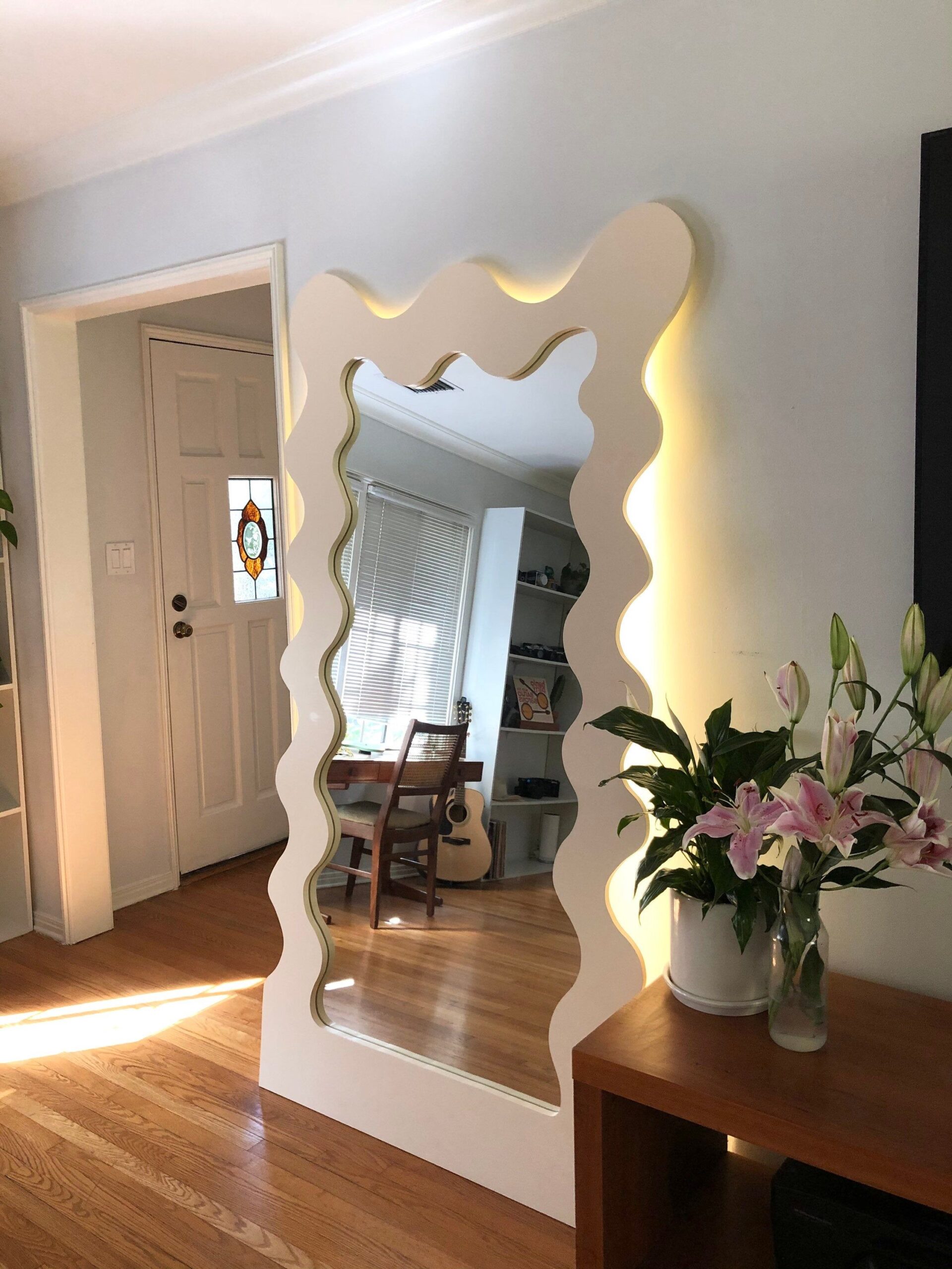 Illuminate Your Reflection: Mirror with Lights Designs for Every Room