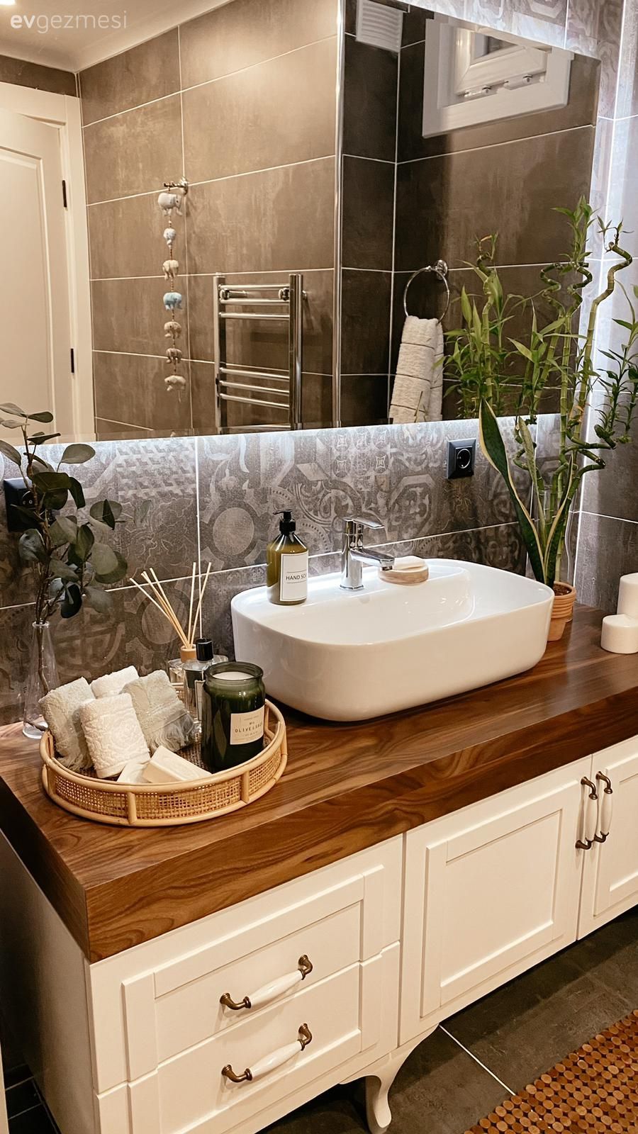 Bathroom Bliss: Transform Your Space with Bathroom Decor Ideas