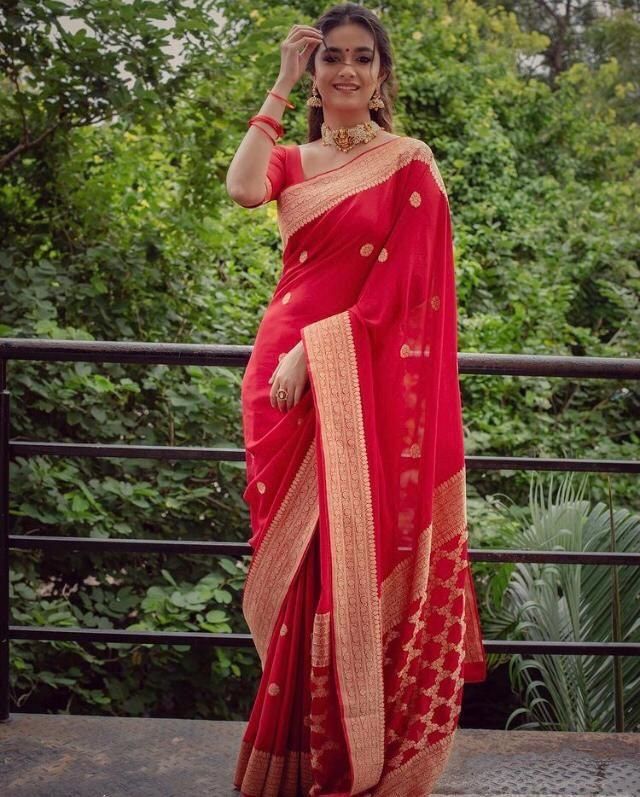 Ravishing in Red: Red Sarees for Elegant Occasions