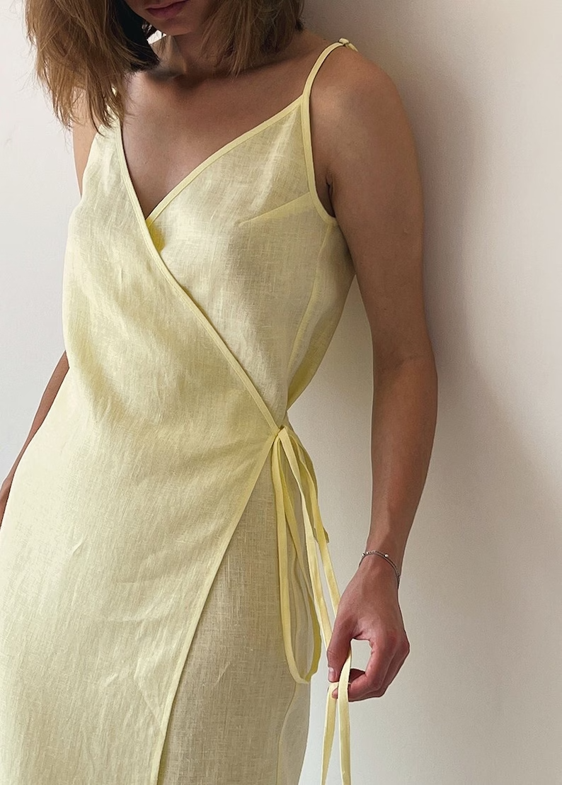Wrap Yourself in Elegance: Wrap Dresses for Effortless Chic