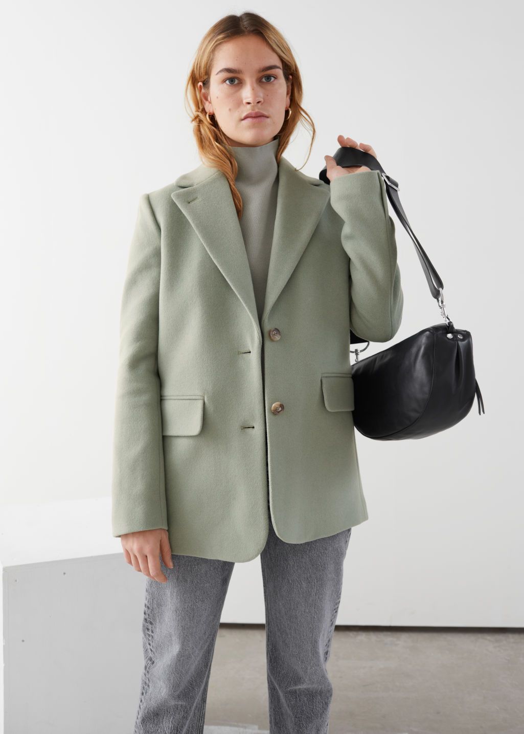 Green Blazers: Sophisticated Greenery in Fashion