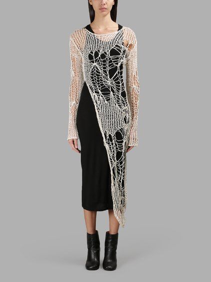 Asymmetric Dress: Edgy and Unique Silhouettes