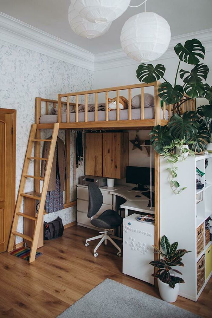 Loft Bed Designs: Space-Saving Solutions for Small Spaces