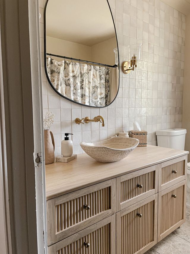 Bathroom Cabinets: Functional and Stylish Storage Solutions
