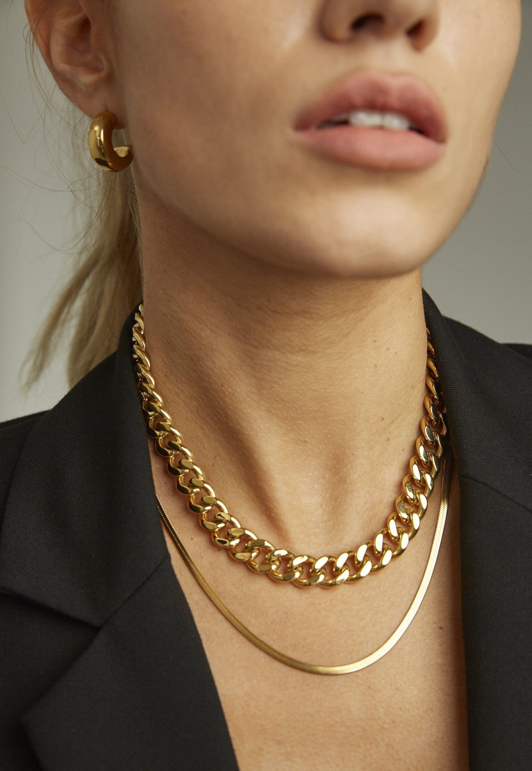 Gold Chain Designs: Classic Elegance and Versatility in Jewelry