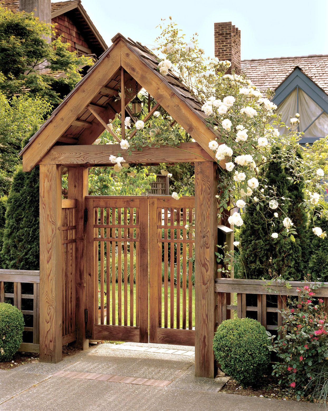Garden Gate Designs: Welcoming and Stylish Entrances to Your Outdoor Space