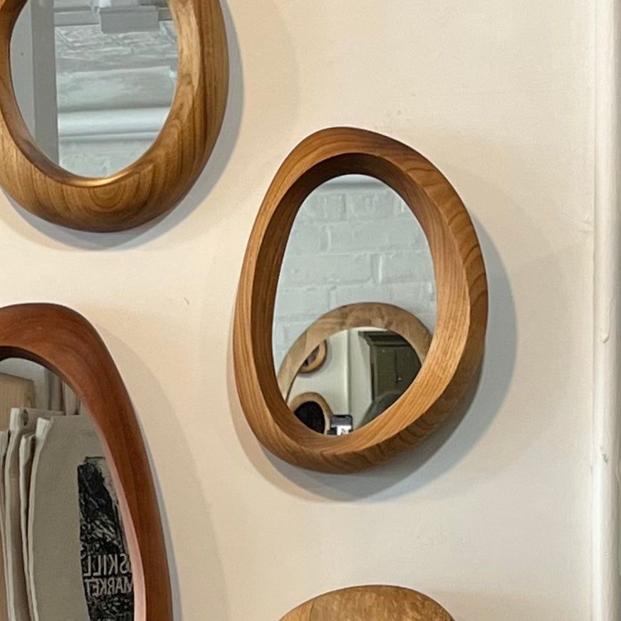 Wooden Mirror Designs: Adding Warmth and Elegance to Your Space