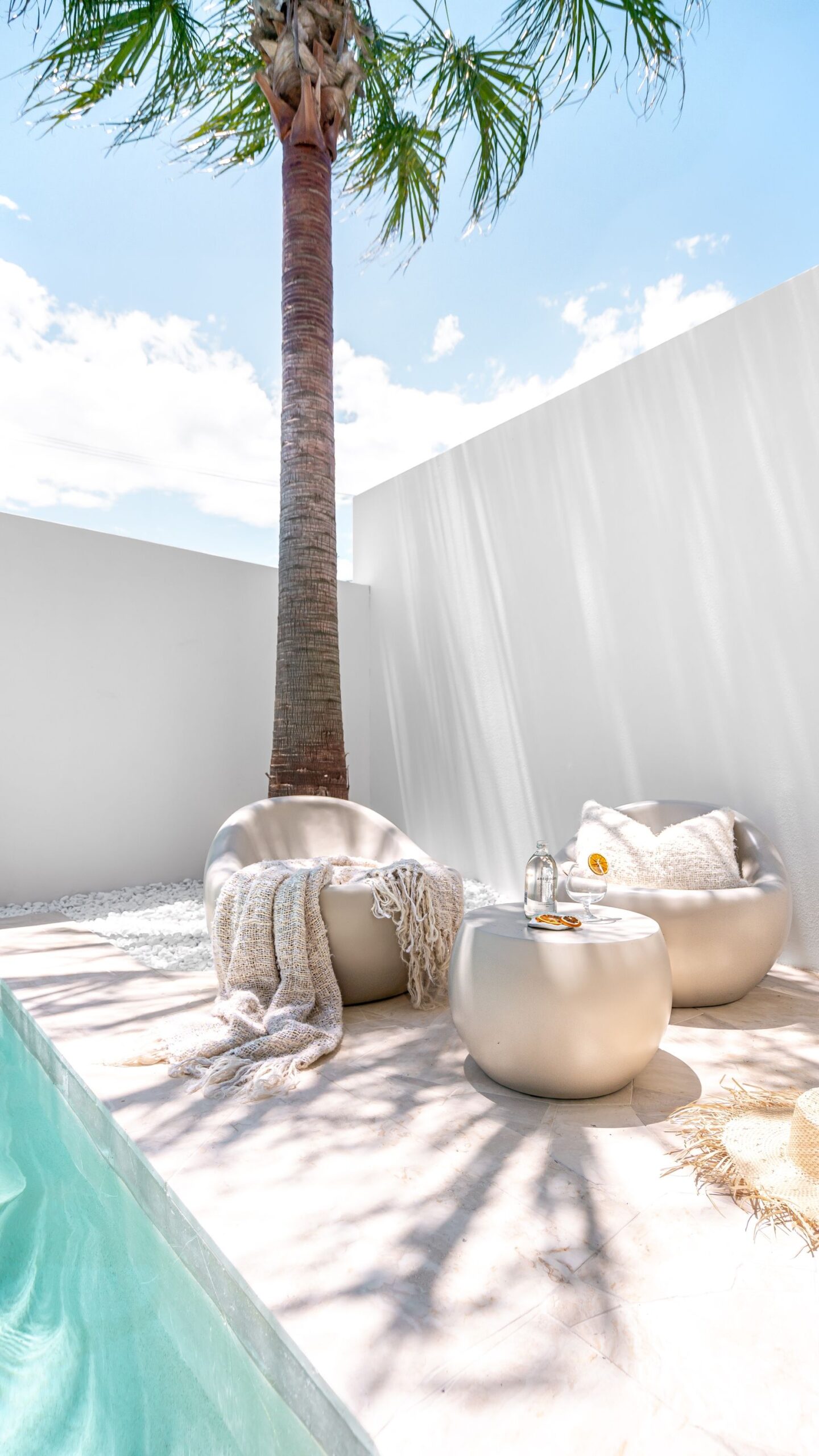 Pool Chairs: Relaxing and Stylish Seating for Your Poolside