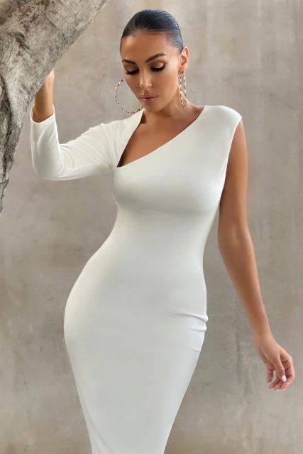 Bandage Dress: Figure-Hugging and Flattering Attire for Every Occasion