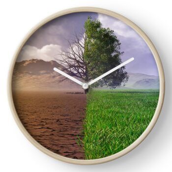 Stay Punctual with Sleek Quartz Clocks