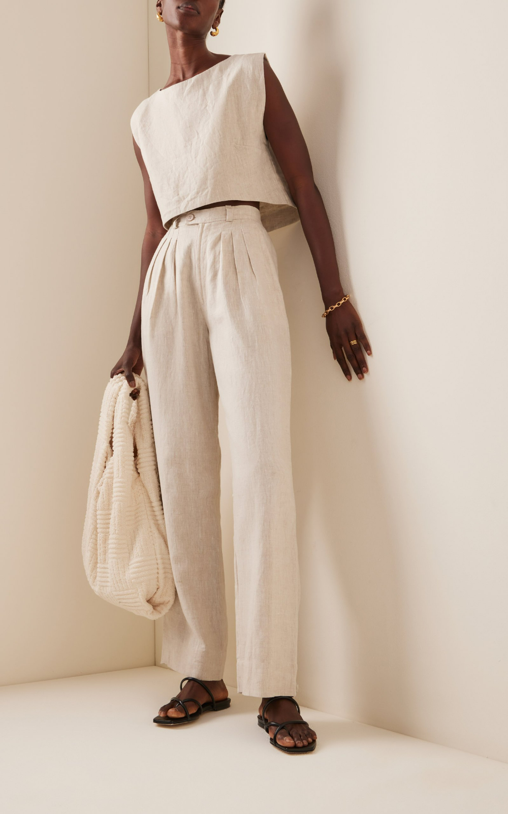 Stay Cool and Stylish with Linen Trousers for Every Occasion