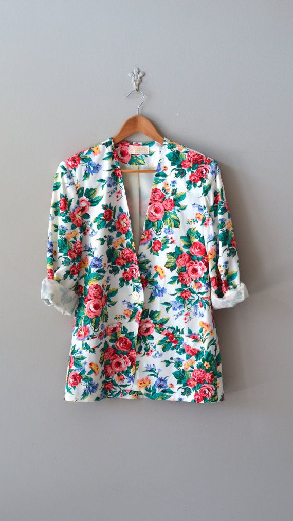 Make a Statement with Floral Blazers for Every Occasion
