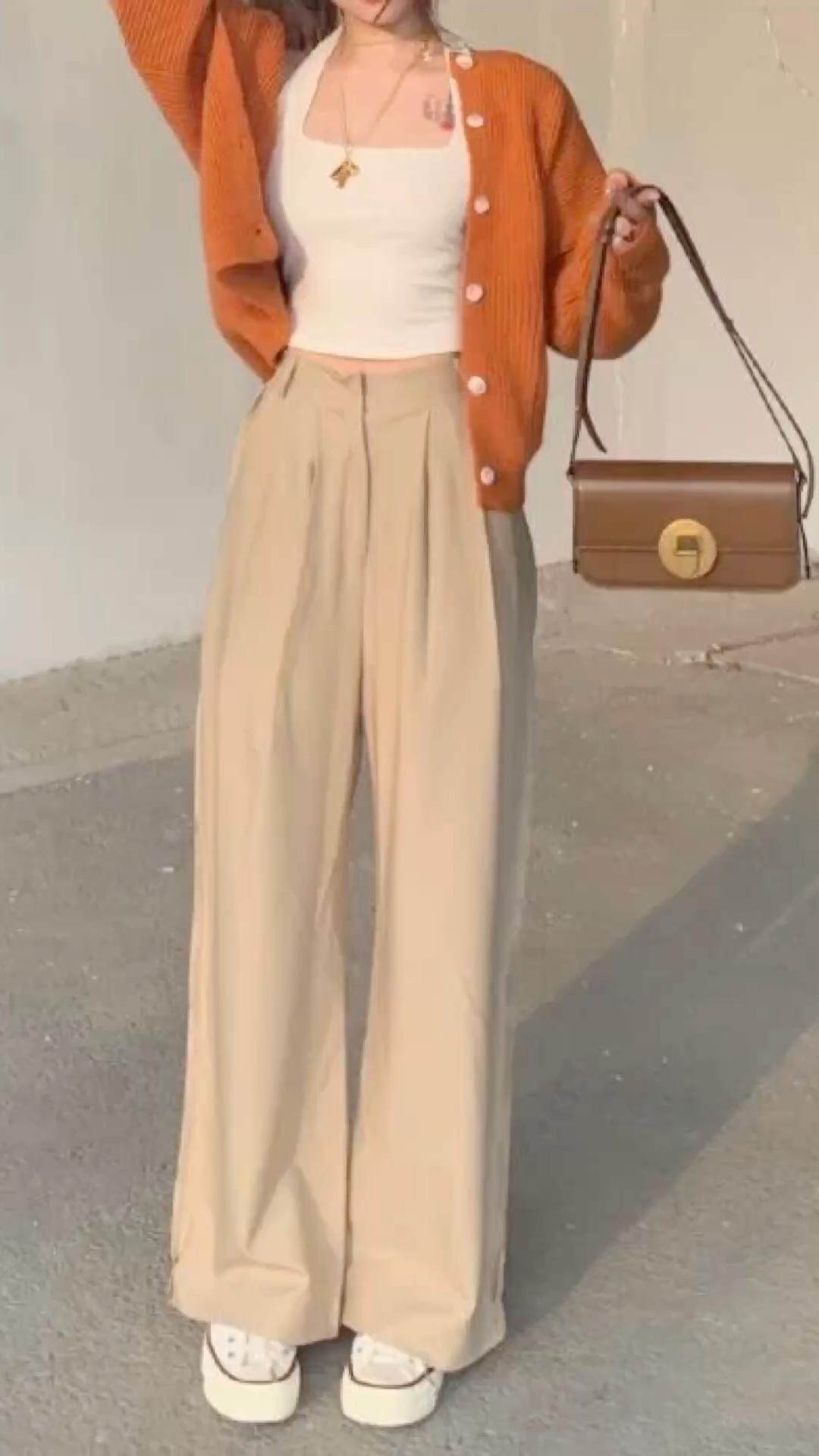 Effortless Sophistication: Beige Trousers for Every Occasion