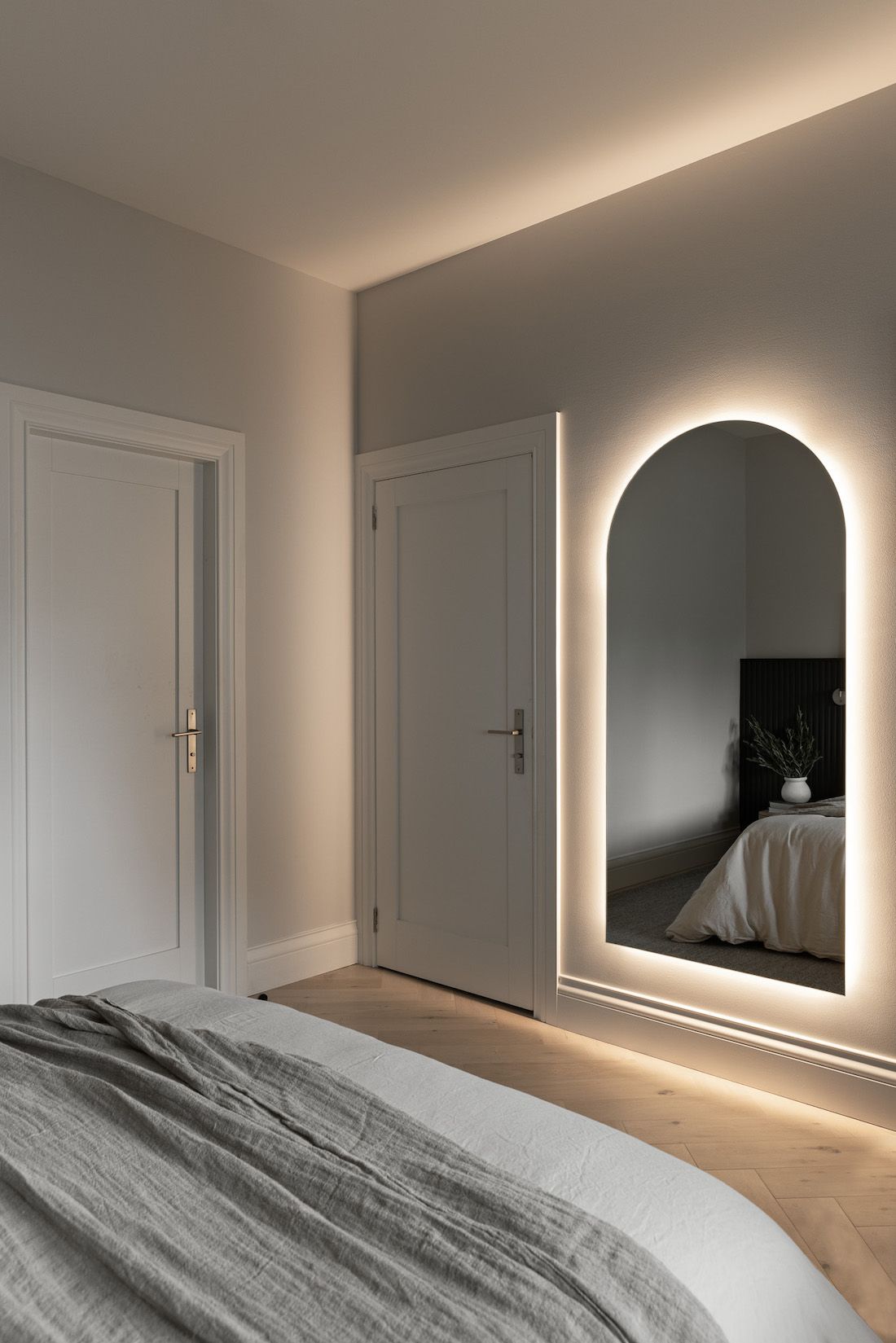 Mirror With Lights: Illuminating Your Reflection with Elegant Design
