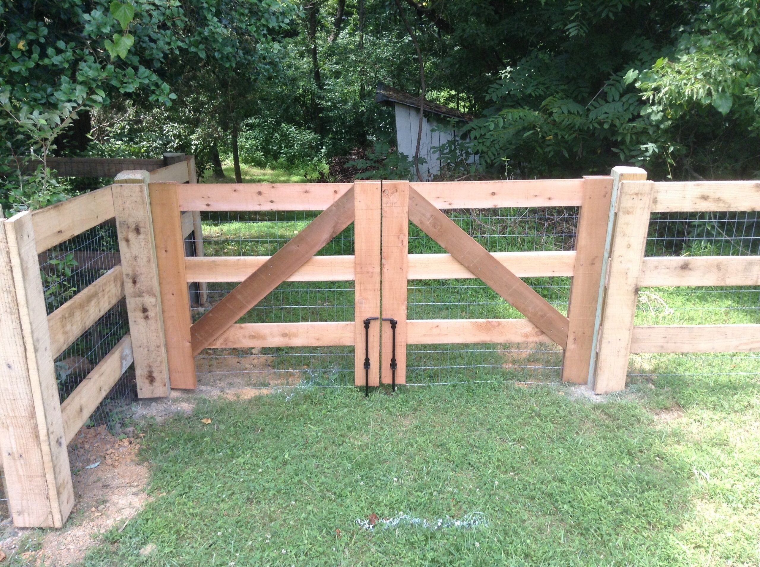 Double Gate Designs: Enhancing Security and Style in Outdoor Spaces