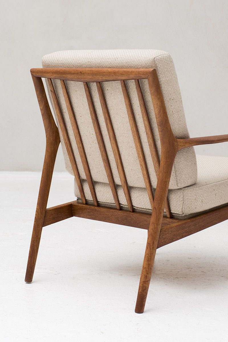 Rustic Charm: Embracing Wooden Chairs in Your Home Décor
