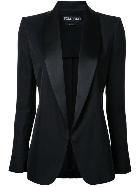 Sophisticated Style: Black Blazers for Every Occasion