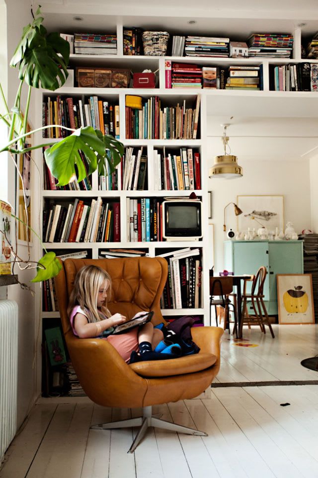 Cozy Up with Reading Chairs: Creating Your Own Reading Nook