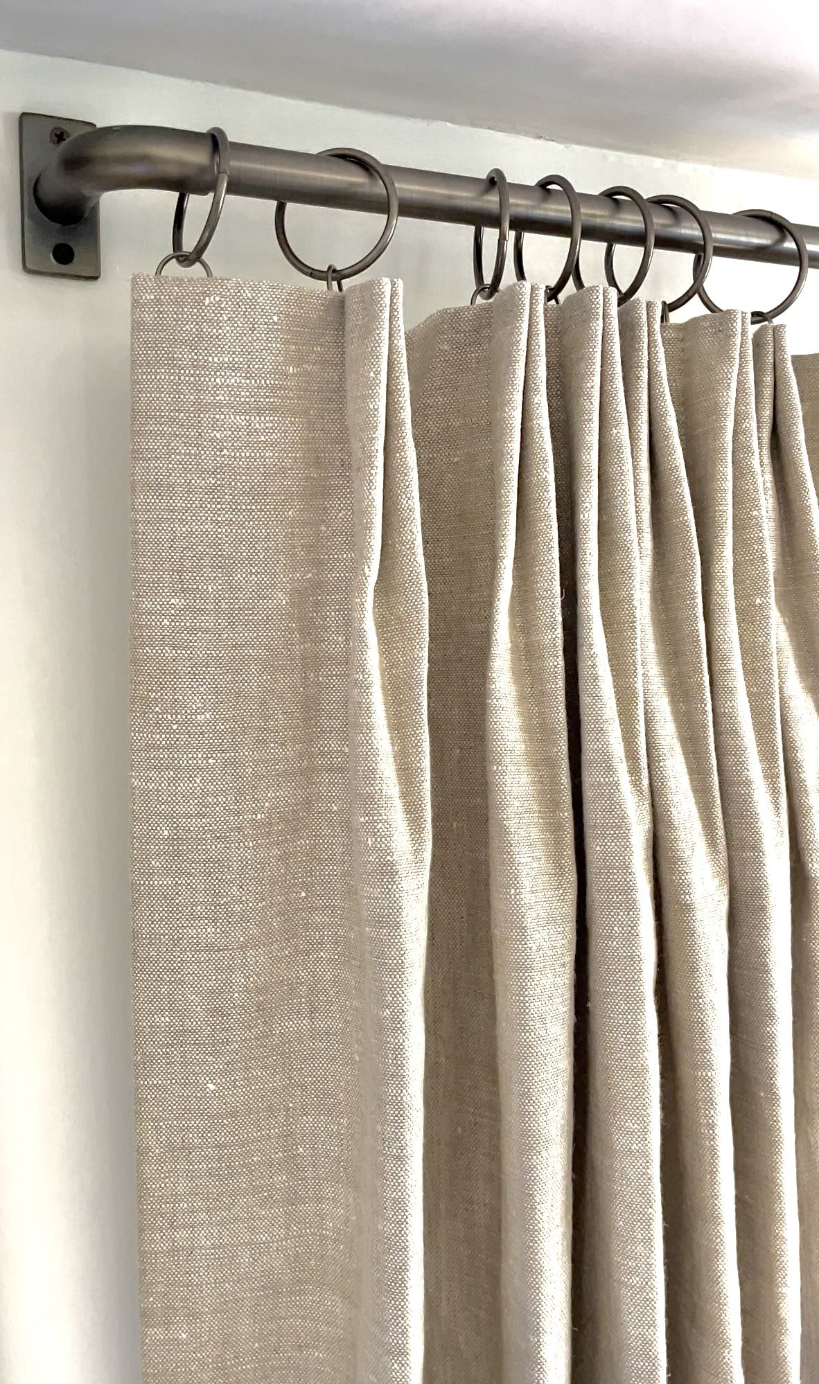 Designer Curtains: Elevate Your Home Decor with Luxurious Drapery