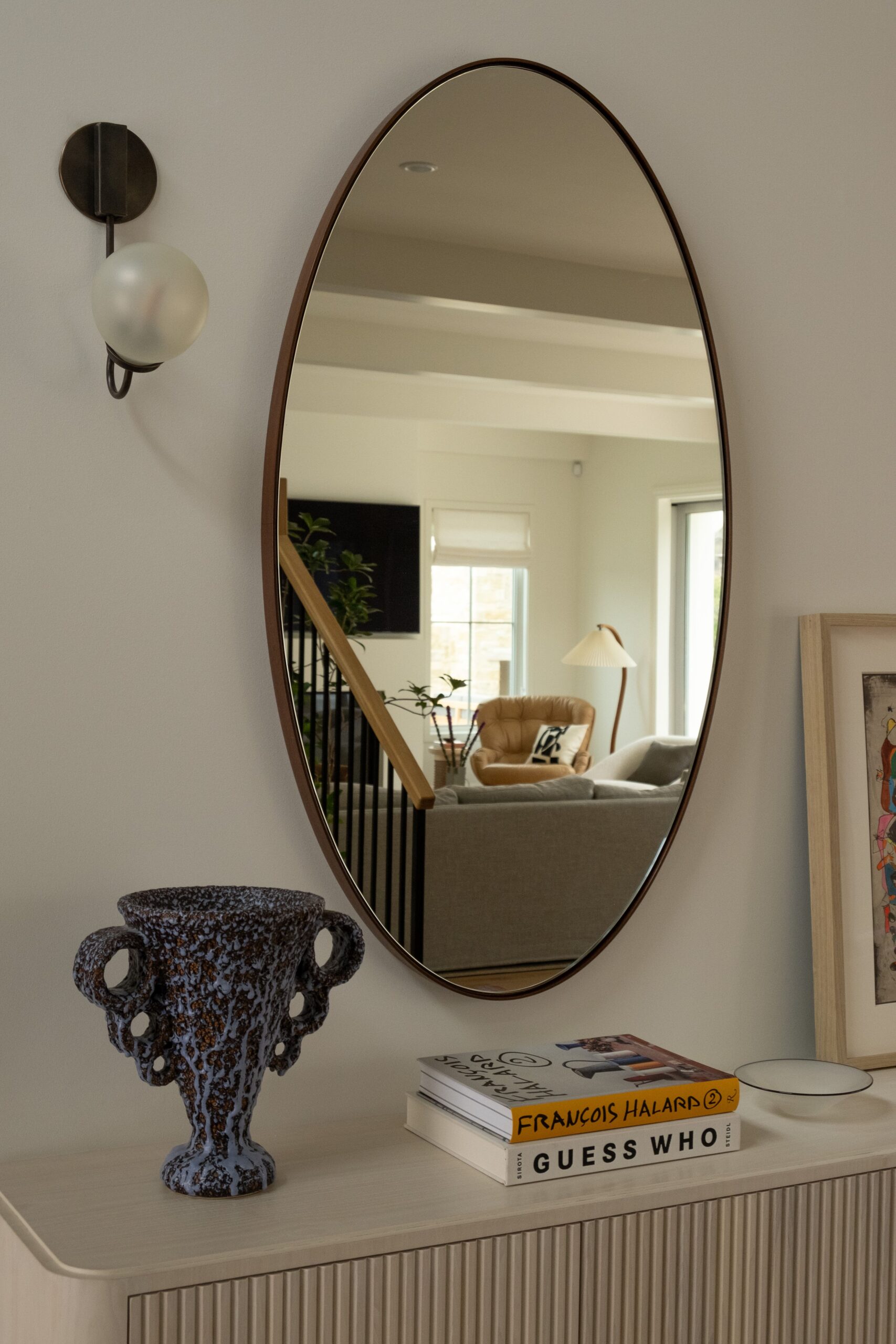 Oval Mirror Designs: Add Elegance and Sophistication to Your Space with Oval Mirrors