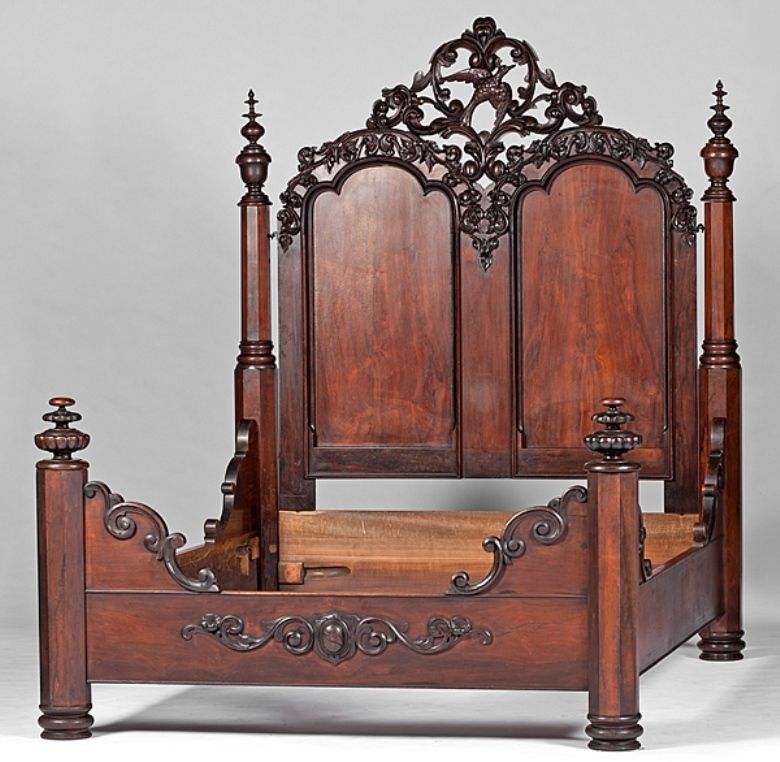 Antique Bed Designs: Add Old-World Charm to Your Bedroom with Vintage Beds