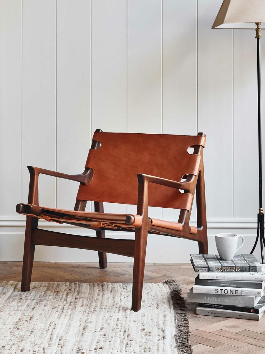 Classic Comfort: Embracing Style with Leather Chairs
