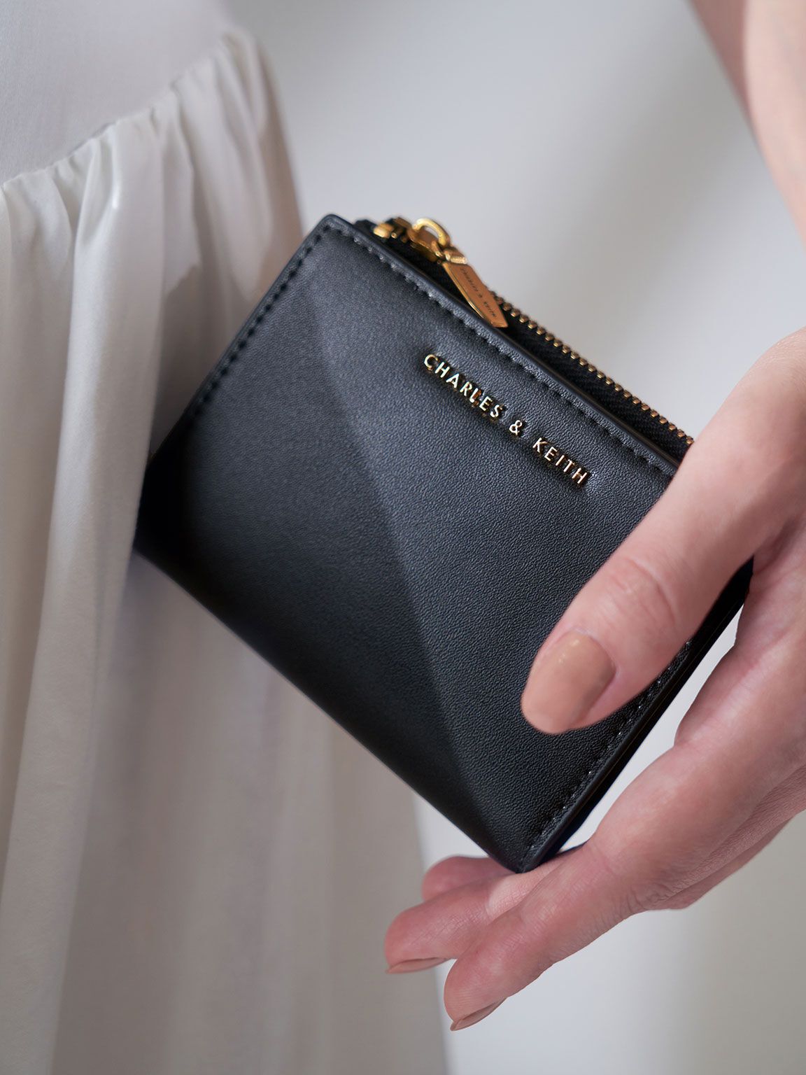 Luxe and Lavish: Elevating Your Look with Luxury Wallets