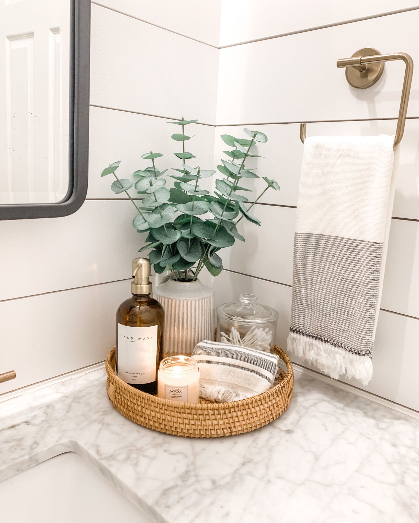 Bathroom Bliss: Elevating Your Space with Bathroom Decor
