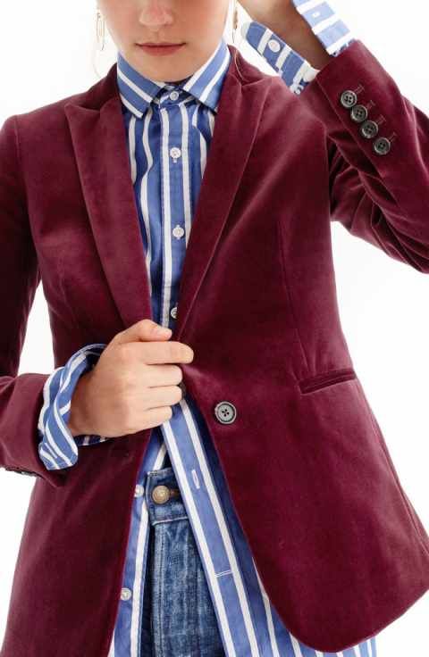 Luxurious Layers: Elevating Your Look with Velvet Blazers