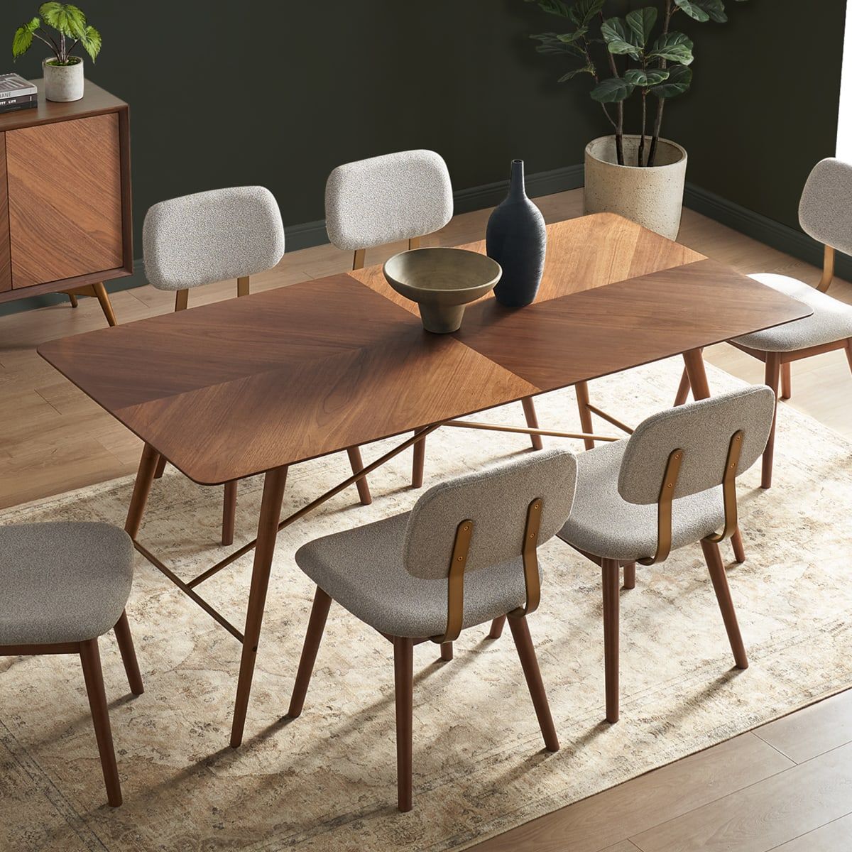 Comfortable Dining Table Chairs for Memorable Meals