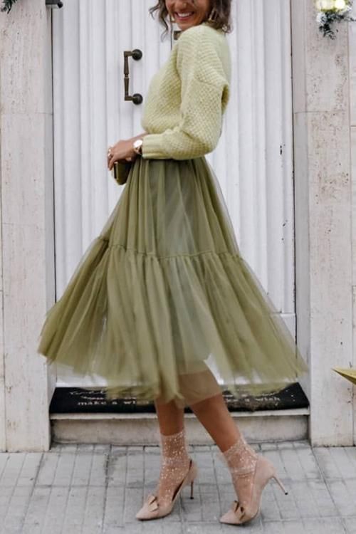 Chic Bubble Skirts for Playful Style