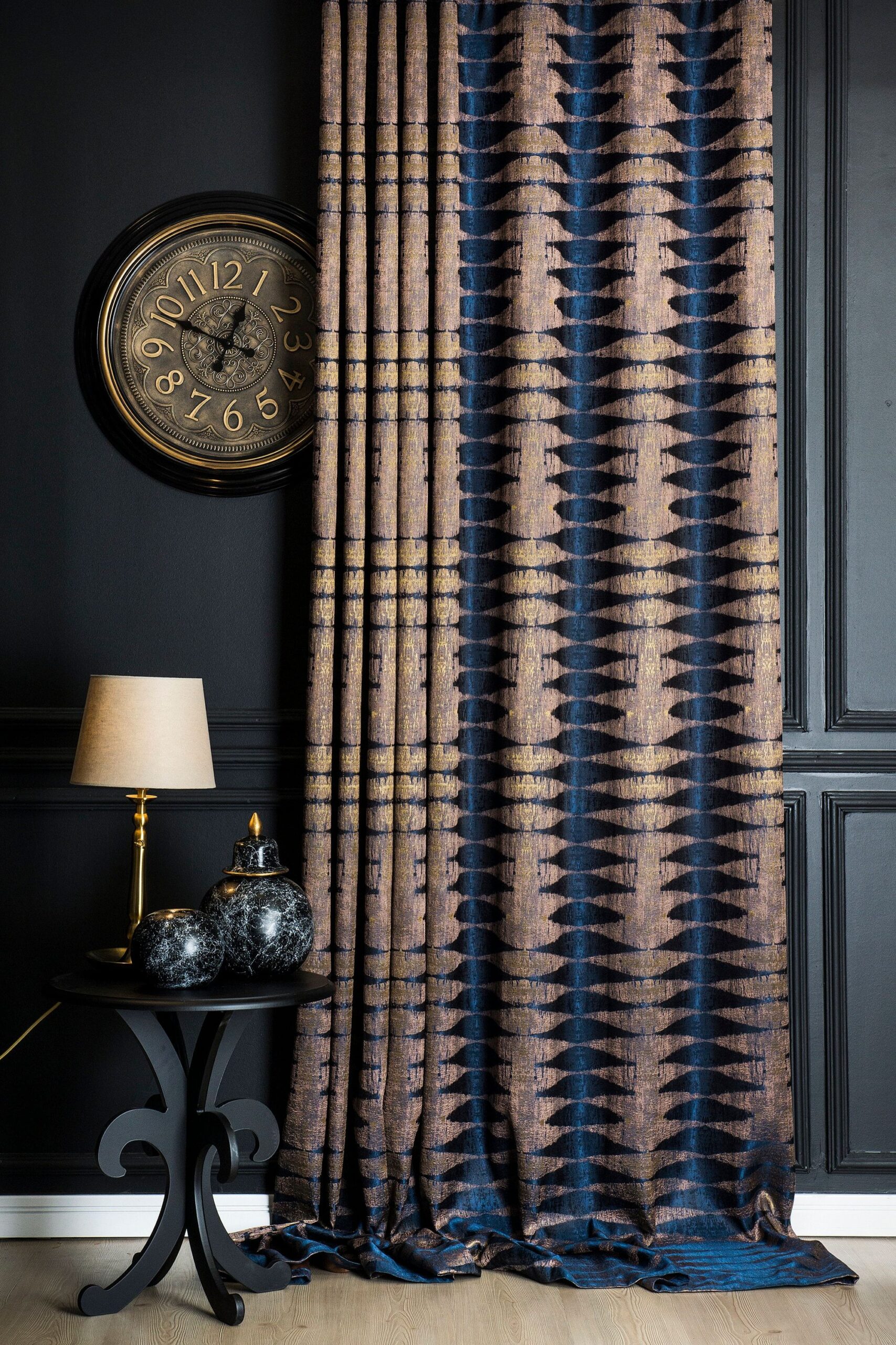 Timeless Blue Curtains for Classic Décor